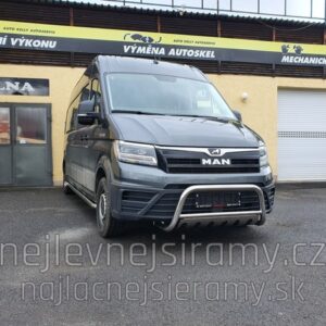 Boční ochranné nerezové nášlapy speciální pro Volkswagen Crafter 2017 (TA)