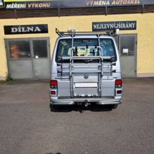 Zadní nerezové rohy pro Volkswagen Transporter T4 (TA)