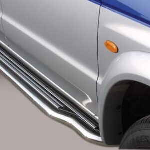 Mazda B2500 boční ochranné nerezové celonášlapy