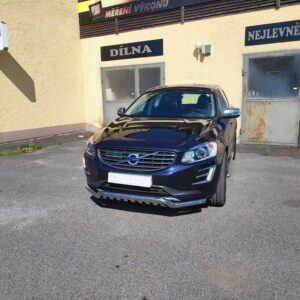 Boční oválné ochranné nerezové nášlapy s hliníkovými prolisy pro Volvo XC60 2014 (MI)