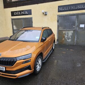 Boční ochranné celonášlapy aluminium plast pro Škoda Karoq (SD)