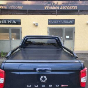 Hliníková roleta na korbu s velkým rámem pro SsangYong Musso 2021> (SD)