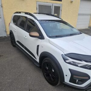 Boční ochranné celonášlapy aluminium plast černé pro Dacia Jogger 2021>(SD)