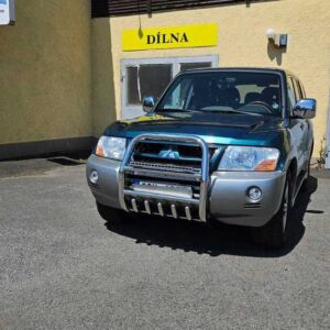 Přední ochranný nerezový rám se zuby s led přídavným světlem pro Mitsubishi Pajero 2000- (TA)