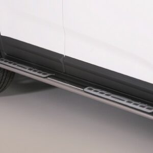 Boční ochranné oválné nerezové nášlapy s hliníkovými prolisy