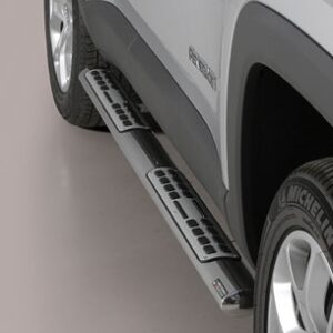 Boční ochranné oválné nerezové nášlapy s hliníkovými prolisy