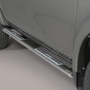 Boční ochranné oválné nerezové nášlapy s hliníkovými prolisy pro Fiat Fullback/Mitsubishi L200
