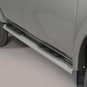 Boční ochranné nerezové nášlapy s plastovými prolisy pro Fiat Fullback/Mitsubishi L200