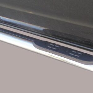 Boční ochranné oválné nerezové nášlapy s plastovými prolisy pro Nissan Navara