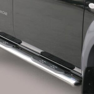 Boční ochranné oválné nerezové nášlapy s plastovými prolisy