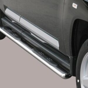 Boční ochranné oválné nerezové nášlapy s plastovými prolisy