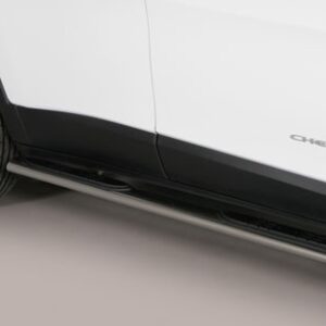 Boční ochranné oválné nerezové nášlapy s plastovými prolisy