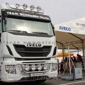 Přední ochranný nerezový rám na 4 přídavná světla pro Iveco Stralis 2002 (ME)
