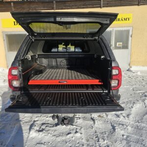 Výsuvná podlaha pro Toyota Hilux (TA)