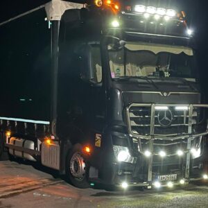 Přední velký ochranný nerezový rám se spodní tyčí pro MB ACTROS MP4 2011 (ME)