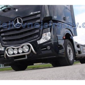 Přední ochranný nerezový rám na přídavná světla pro MB ACTROS MP4 2011 (ME)