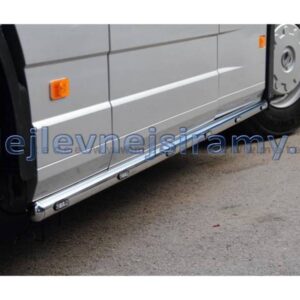 Boční ochranné nerezové nášlapy s LED osvětlením pro Volvo FH 2013 (ME)