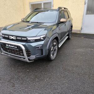 Boční ochranné celonášlapy aluminium pro Dacia Bigster